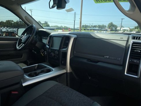 Used 2016 RAM 1500 Big Horn image 30