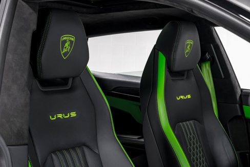 Used 2023 Lamborghini Urus S image 40