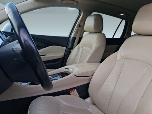 Used 2017 Buick Envision Essence image 22