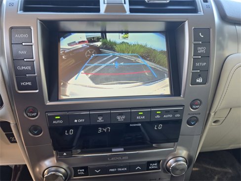 Used 2017 Lexus GX 460 image 18