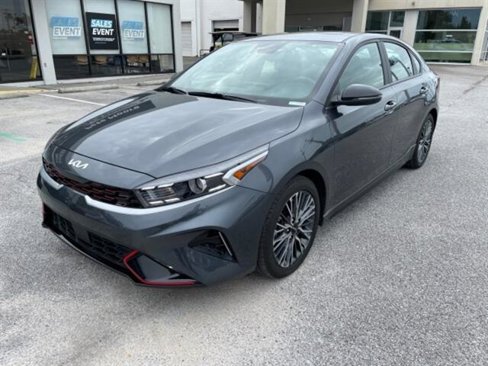 Used 2023 Kia Forte GT-Line w/ GT-Line Premium Package image 3