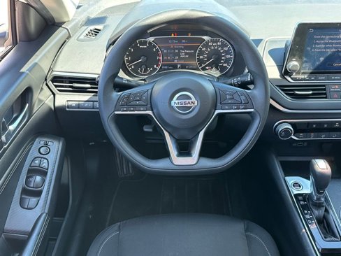 Used 2020 Nissan Altima 2.5 S image 10