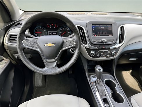 Used 2020 Chevrolet Equinox LS w/ LS Convenience Package image 6