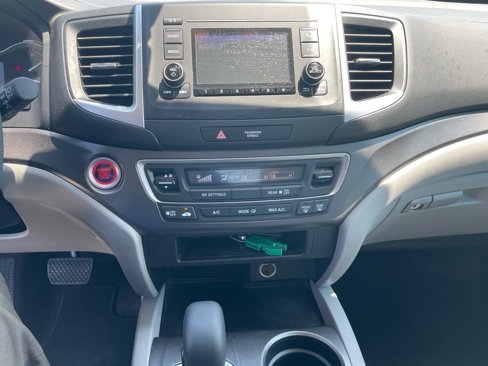 Used 2017 Honda Pilot LX image 15