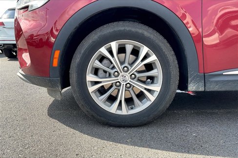 Used 2022 Buick Envision Preferred image 2