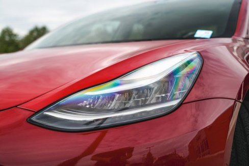 Used 2018 Tesla Model 3 Long Range image 3