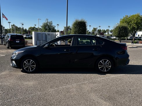 Certified 2023 Kia Forte LXS image 3