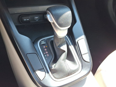 Used 2022 Kia Soul LX image 13
