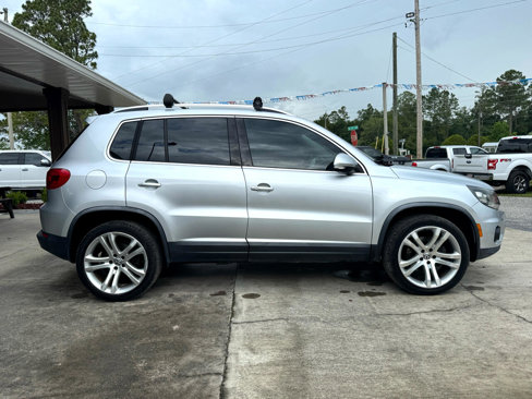 Used 2012 Volkswagen Tiguan SEL image 4