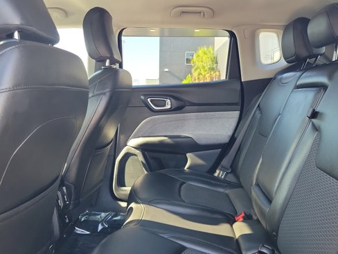 Used 2022 Jeep Compass Latitude w/ Convenience Group image 15