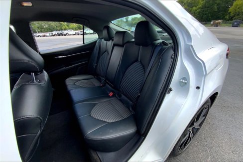 Used 2021 Toyota Camry SE image 27