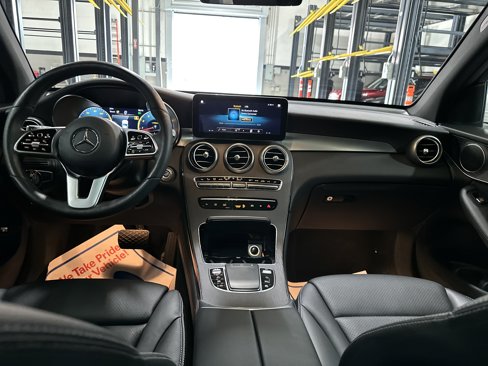 Certified 2021 Mercedes-Benz GLC 300 4MATIC image 23