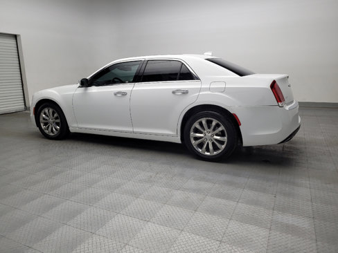 Used 2018 Chrysler 300 Limited image 3