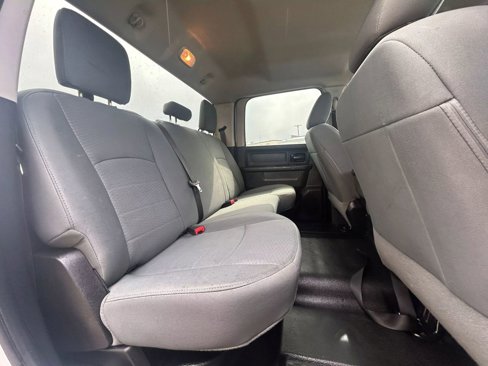 Used 2016 RAM 2500 Tradesman w/ Chrome Appearance Group image 37