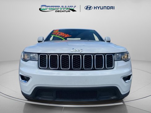 Used 2018 Jeep Grand Cherokee Laredo image 3
