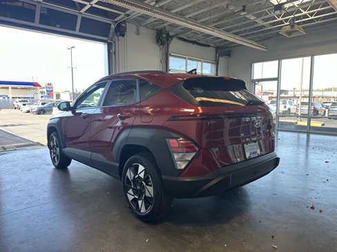 Used 2024 Hyundai Kona SEL image 5