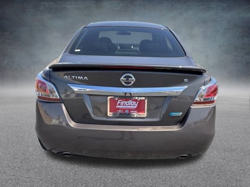 Used 2014 Nissan Altima 2.5 S w/ Sport Value Package image 7
