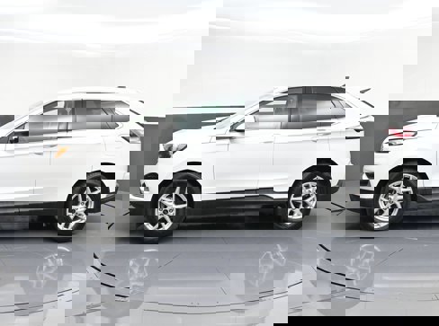 Used 2023 Ford Edge SEL image 46