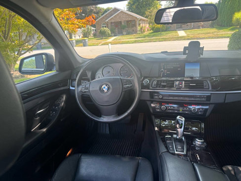 Used 2012 BMW 528i xDrive Sedan image 10