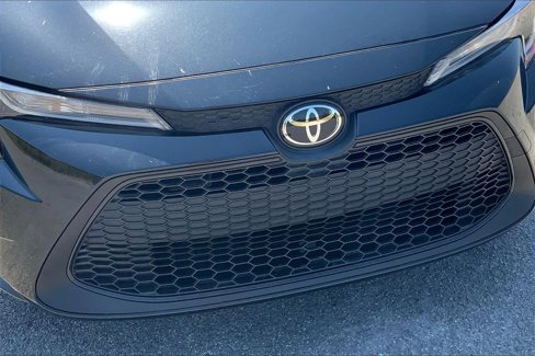 Used 2020 Toyota Corolla LE image 31