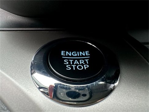 Used 2022 Ford Explorer XLT w/ Equipment Group 202A image 23