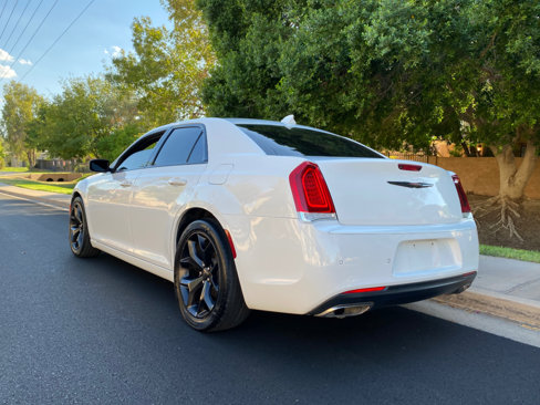 Used 2021 Chrysler 300 S image 69