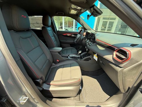 New 2026 Chevrolet TrailBlazer RS w/ Driver Confidence Package image 33
