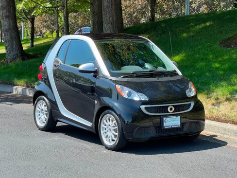 Used 2013 smart fortwo Coupe image 8