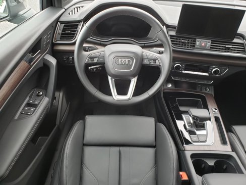 Used 2024 Audi Q5 2.0T Premium Plus w/ Premium Plus Package image 14