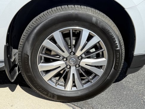 Used 2019 Nissan Pathfinder SL image 28
