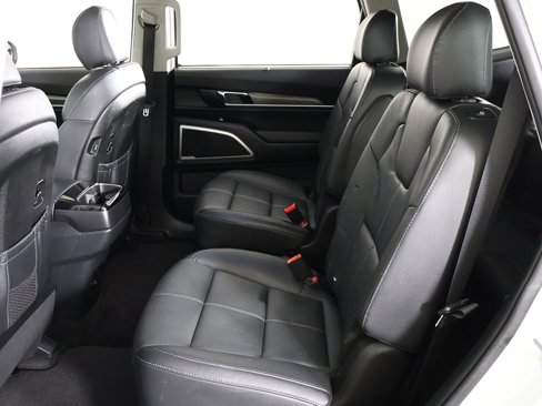 Used 2020 Kia Telluride EX w/ EX Premium Package image 40