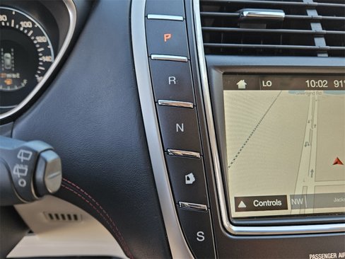 Used 2018 Lincoln MKX Black Label w/ Driver Assistance Package image 35