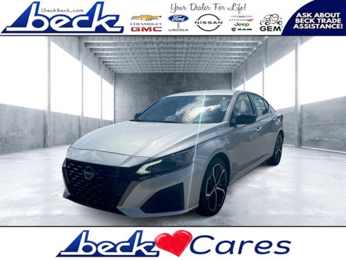 Used 2024 Nissan Altima 2.5 SR image 1