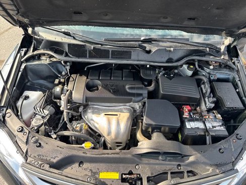 Used 2013 Toyota Venza XLE image 28