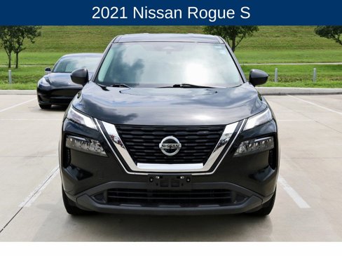 Used 2021 Nissan Rogue S image 2