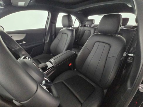 Used 2021 Mercedes-Benz A 220 image 21
