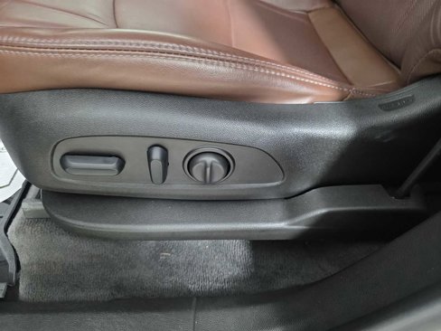Used 2018 Buick Enclave Avenir w/ Avenir Technology Package image 29