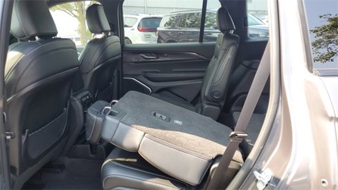 Certified 2021 Jeep Grand Cherokee L Laredo image 24