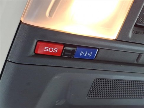 Used 2024 Subaru Crosstrek 2.0i Premium image 20