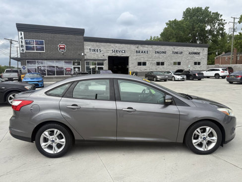 Used 2013 Ford Focus SE image 8