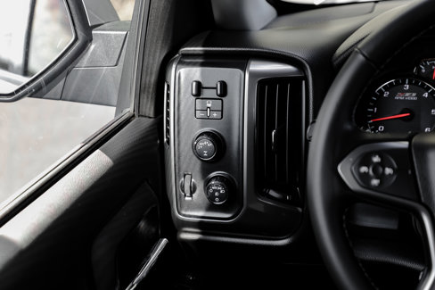 Used 2018 Chevrolet Silverado 1500 LT w/ LT Plus Package image 25