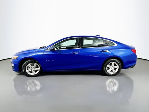 Used 2023 Chevrolet Malibu LT image 4