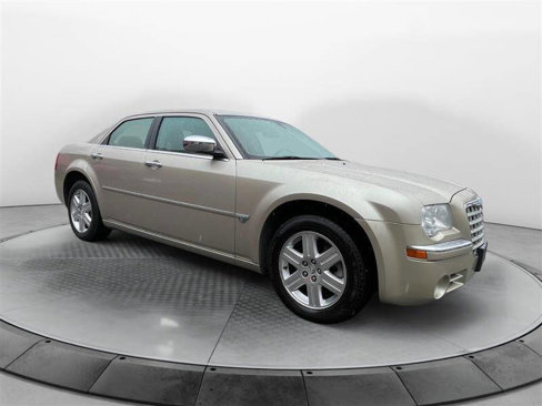Used 2006 Chrysler 300 C w/ Protection Group II image 7