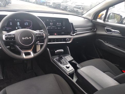 Used 2023 Kia Sportage LX image 19