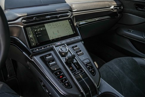 New 2025 Aston Martin V8 Vantage Coupe image 10