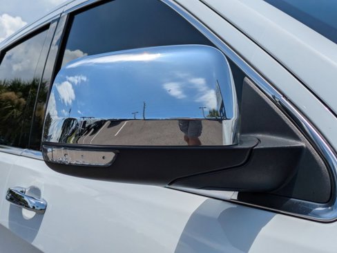 Used 2022 Jeep Grand Cherokee Limited image 11