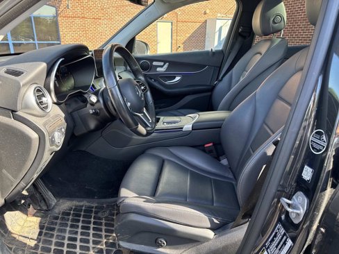 Used 2021 Mercedes-Benz GLC 300 4MATIC image 16