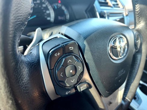 Used 2012 Toyota Camry SE image 16