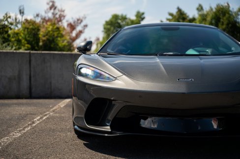 Used 2022 McLaren GT image 21