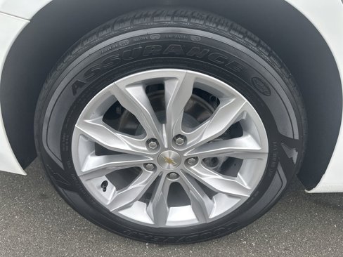 Used 2023 Chevrolet Malibu LT image 30